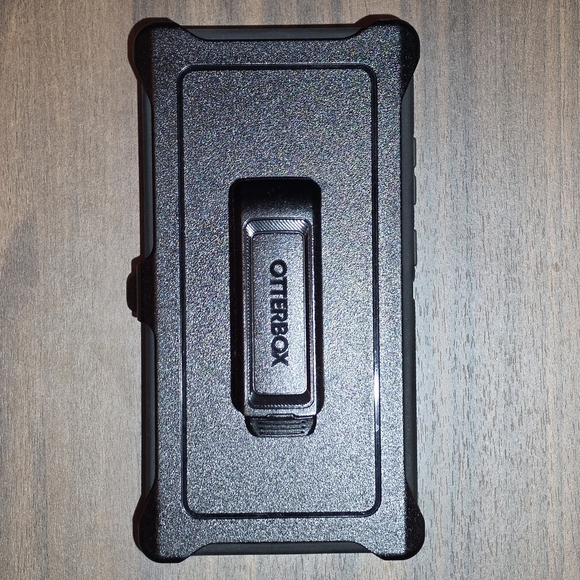 OtterBox Defender Series Case for Samsung Galaxy S24 Ultra W/ Belt Clip Holster - Picture 2 of 4